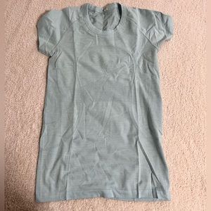 Light blue lulu lemon short sleeve